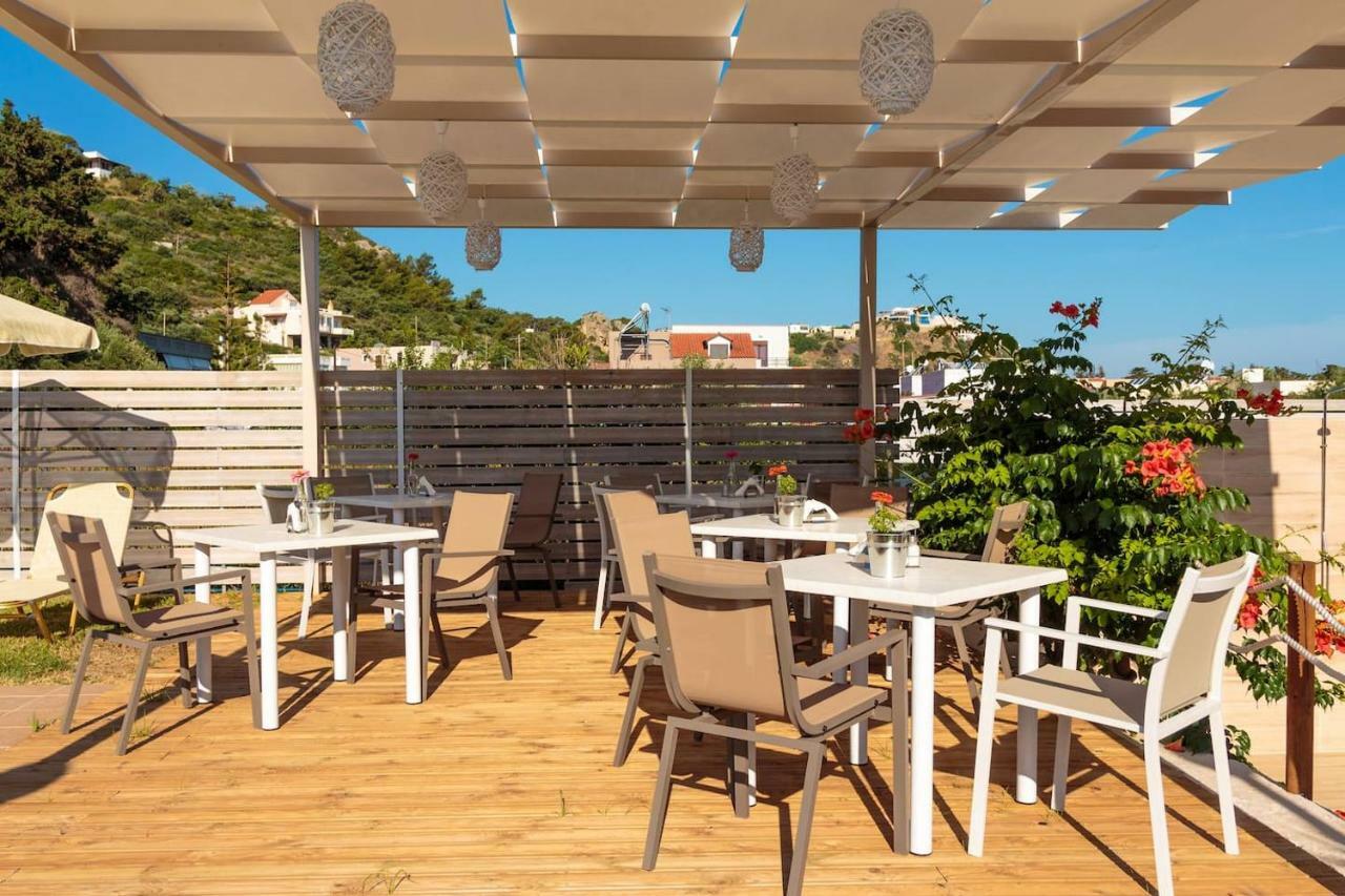 Ferienwohnung Charming And Comfy House Agia Marina Exterior foto